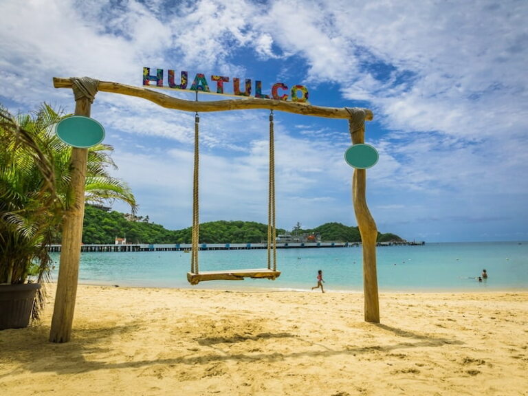 Huatulco vs Puerto escondido Oaxaca
