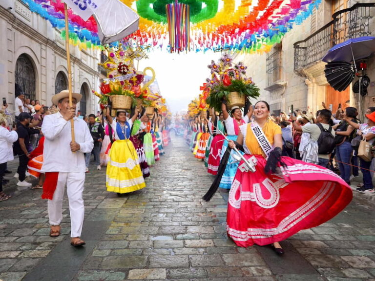 Guelaguetza Oaxaca City Calenda