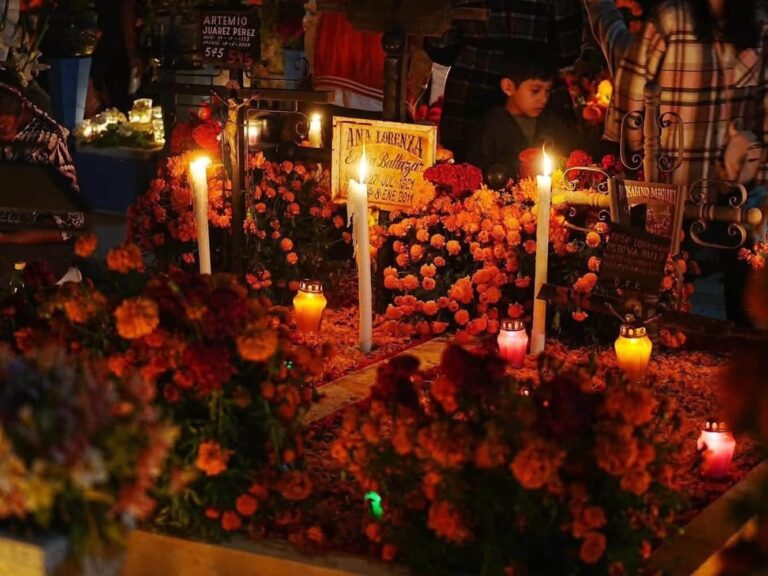 Day of the Dead Xoxocotlan cemetery Oaxaca City